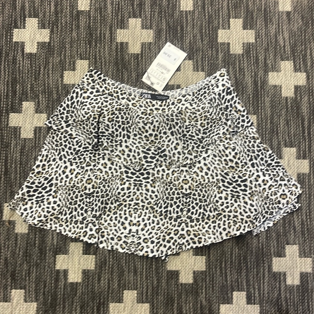 BNWT Zara Skort Small - Picture 1 of 3